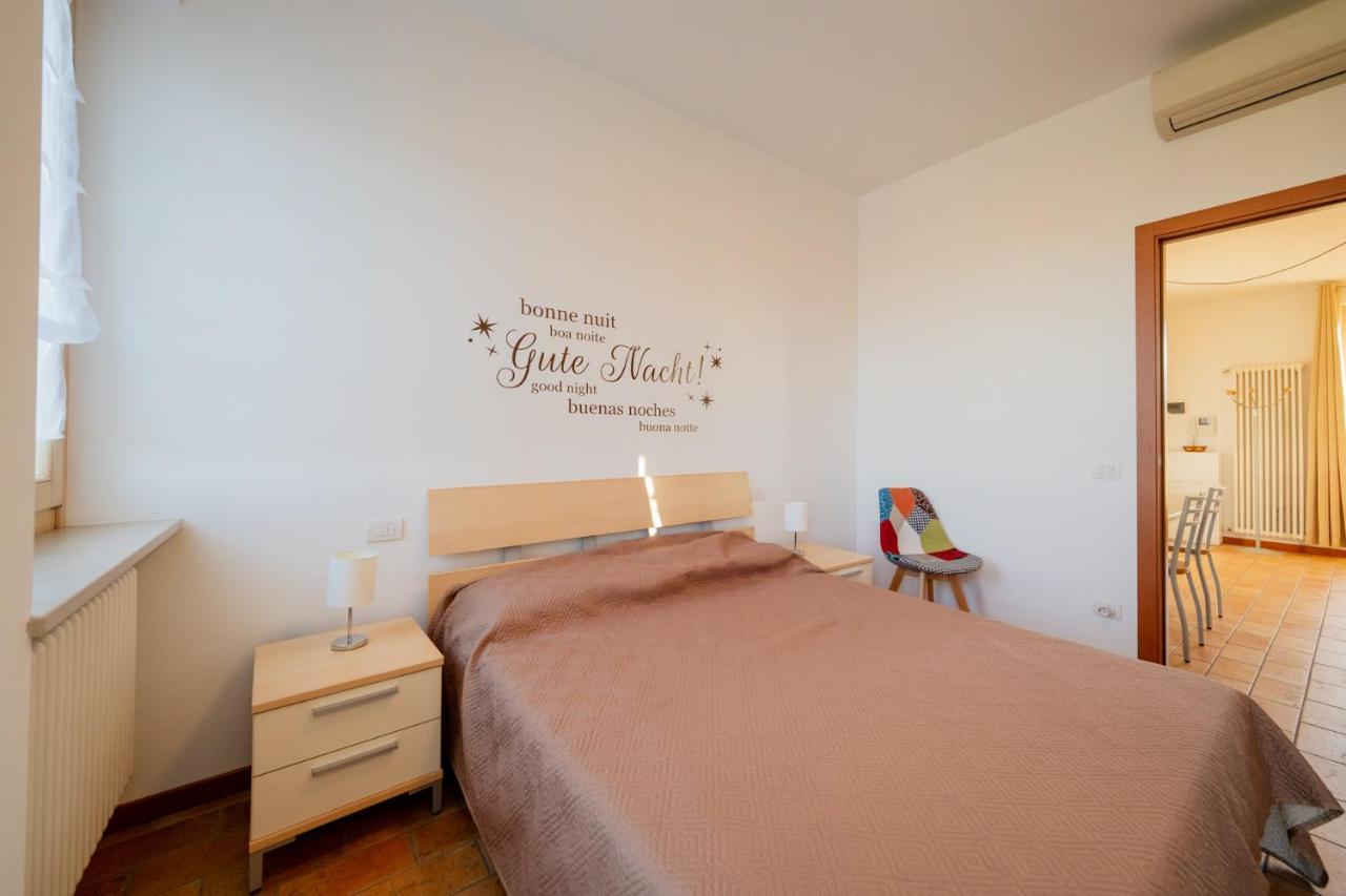 Apartmentsgarda - Rosa Chiare Bardolino Exterior foto
