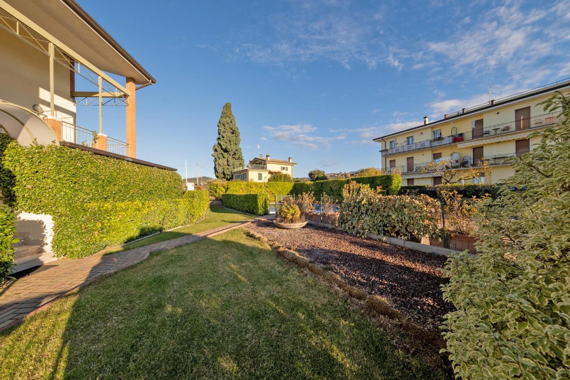 Apartmentsgarda - Rosa Chiare Bardolino Exterior foto