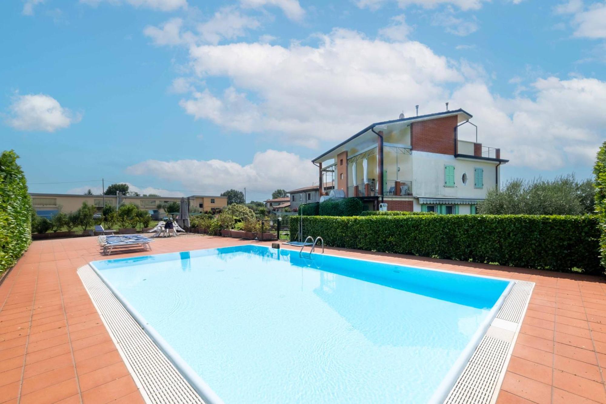 Apartmentsgarda - Rosa Chiare Bardolino Exterior foto